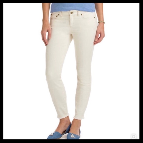 Vineyard Vines Denim - Vineyard Vines Raw Hem Skinny Jeans in Marshmallow